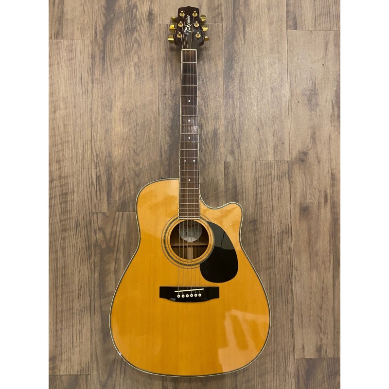 Takamine EG334C